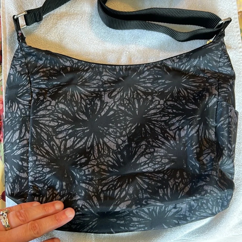 Baggallini bag - Picture 2 of 7